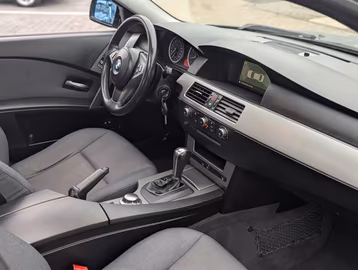 BMW 523i Lim. Xenon. Klimaaut. Temp. Sitzh. Vorschaubild 7