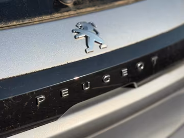 Peugeot 208 Active Pack NAVI. PDC. TEMPOMAT. ALU Vorschaubild 6