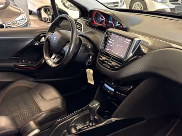 Peugeot 2008 GT Line*AUTOMATIK*NAVI*PANO*PDC*KAMERA Vorschaubild 7