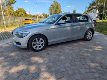 BMW 116d Lounge AUTOMATIK. PDC. TEMPOMAT. BT Vorschaubild 5
