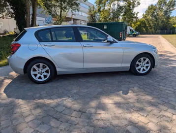 BMW 116d Lounge AUTOMATIK. PDC. TEMPOMAT. BT Vorschaubild 12