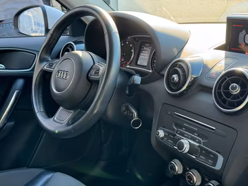 Audi A1 Sportback 1.4 TFSI Sport XENON. SHZ. PDC Vorschaubild 14