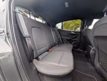 Ford Focus ST-Line *NAVI*LED*KEYLESS*WINTER* Vorschaubild 13