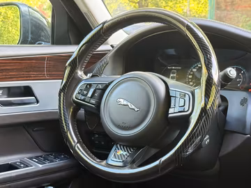 Jaguar XF 20d Portfolio PANO. NAVI. SHZ. Kamera Vorschaubild 12