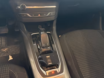 Peugeot 308 SW Active Pack EAT8. NAVI. PDC. BT Vorschaubild 9