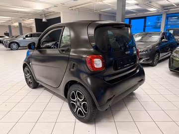 Smart fortwo passion NAVI SHZ MEDIA LEDER TEMPOMAT Vorschaubild 5