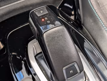 Peugeot 208 Allure. AUTOMATIK. LED. Kamera. PDC Vorschaubild 33