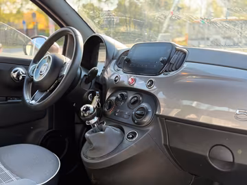 Fiat 500 Lounge 1.0 Hybrid. CarPlay. Cruise. DAB Vorschaubild 10