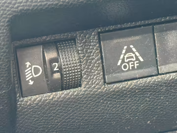 Peugeot 2008 Active Business NAVI. AUTOMATIK. PDF Vorschaubild 18