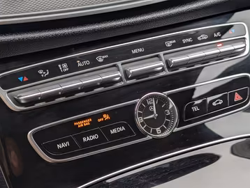 Mercedes-Benz E 200d Automatik NAVI  Avantgarde LTE Vorschaubild 30