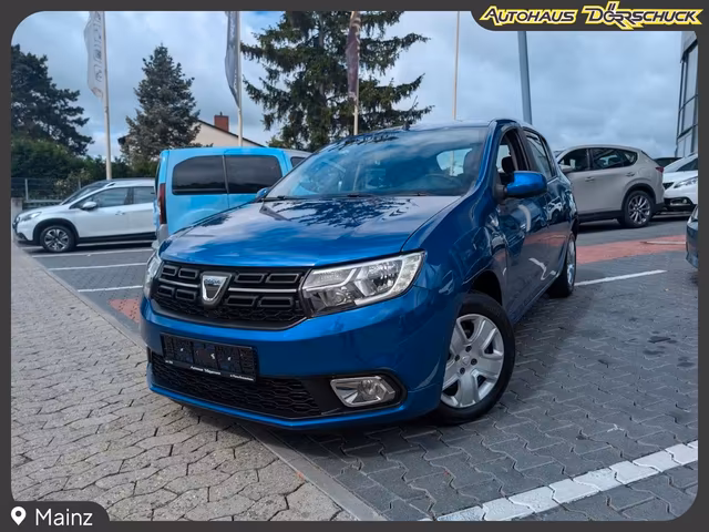 Dacia Sandero Comfort BT. TEMPOMAT. LED. KLIMAANLAGE Baujahr 2020 (82.300 km, Benzin, 73 PS) - Gebrauchtwagen bei Autohaus Dörrschuck Mainz