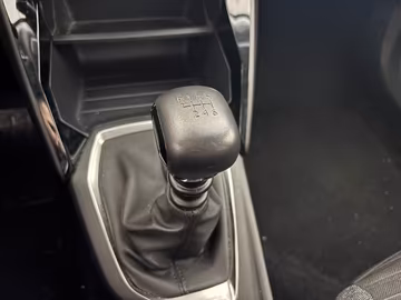 Peugeot 2008 Active Pack NAVI. LED. AUTOM. KLIMA Vorschaubild 13