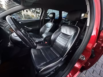 Ford Mondeo Turnier Business*LEDER*SITZKLIMA*AHK*XENO Vorschaubild 7