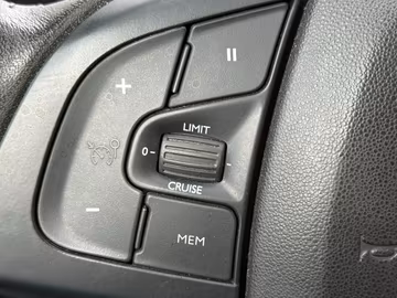 Citroën C4 Cactus Rip Curl PANO. NAVI. SHZ. KAMERA Vorschaubild 12