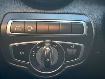 Mercedes-Benz GLC 220 d Coupé AMG Line *4x4*AHK*360°*Standhzg Vorschaubild 23