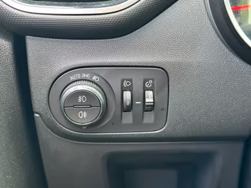 Opel Crossland Elegance NAVI. Kamera. Alcantara. LED Vorschaubild 19