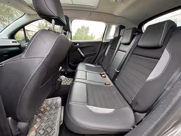 Peugeot 2008 Active PANO.NAVI.SHZ.BT Vorschaubild 9