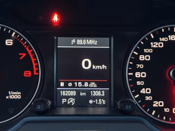 Audi Q5 Sport Edition PANO. NAVI. AHK. 4x4. S-LINE Vorschaubild 5