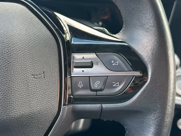 Peugeot 308 Active Pack AUTOMATIK. NAVI. LED. KLIMA Vorschaubild 16