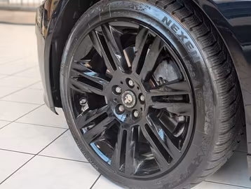 Jaguar XE 25t R-Sport AWD KAMERA Sitzheiz. PANORAMA Vorschaubild 9