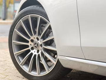 Mercedes-Benz E 200 d T-Modell Avantgarde*HUD*AHK*WIDESCREEN Vorschaubild 6