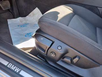 BMW 530i Lim. Aut. Navi BI-Xenon Head-Up Sithz. Temp Vorschaubild 12