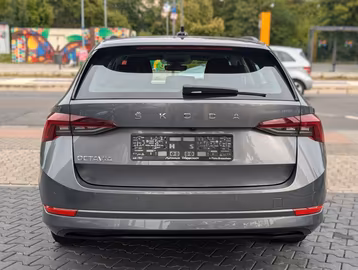 Skoda Octavia Combi 2.0 TDI DSG ACC DIGITAL COCKPIT Vorschaubild 6