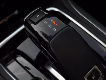 Peugeot 308 Allure EAT8. NAVI. Kamera. PDC. BT Vorschaubild 12