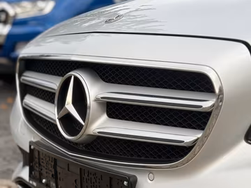 Mercedes-Benz E 200 d T-Modell Avantgarde*HUD*AHK*WIDESCREEN Vorschaubild 7