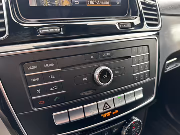 Mercedes-Benz GLE 350d 4MATIC AMG Line. PANO. 360°Kamera. NAVI Vorschaubild 7