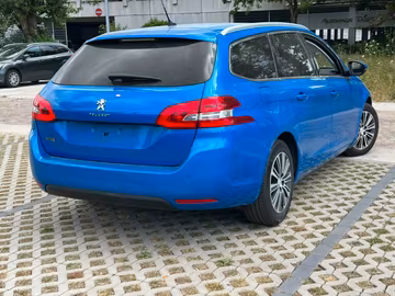 Peugeot 308 SW Allure Pack NAVI. Kamera. LED. Keyless Vorschaubild 5