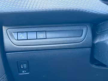 Peugeot 2008 Allure PureTech. NAVI. KAMERA. AUTOMATIK Vorschaubild 7