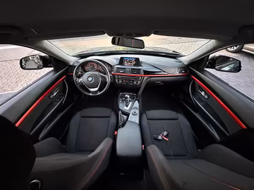 BMW 318d GT Navi. Sportsitze. PDC. Vorschaubild 11