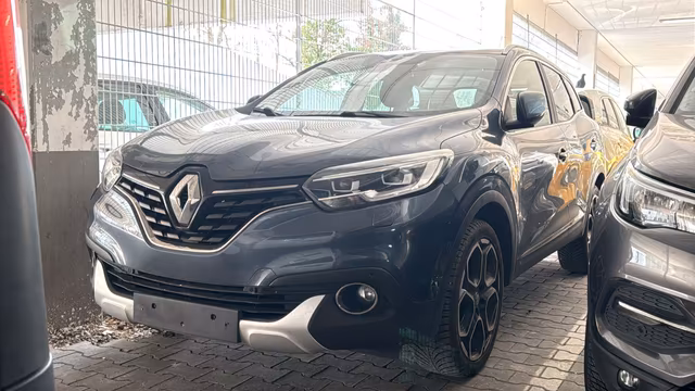 Renault Kadjar Crossborder-S PANO. NAVI. SHZ. BOSE Baujahr 2018 (101.415 km, Benzin, 131 PS) - Gebrauchtwagen bei Autohaus Dörrschuck Mainz