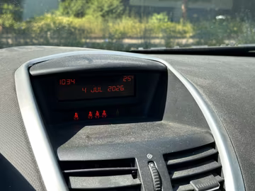 Peugeot 207 X Line KLIMA. BORDCOMPUTER. CD. NEBEL Vorschaubild 10