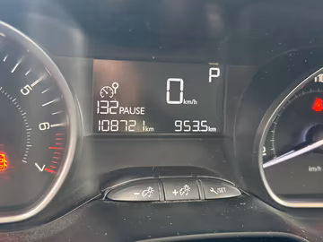 Peugeot 2008 Active*AUTOMATIK*SHZ*PDC*BT*Tempomat* Vorschaubild 2