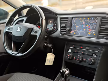 Seat Leon Style TSI NAVI. LED. CLIMATRONIC. PDC Vorschaubild 17