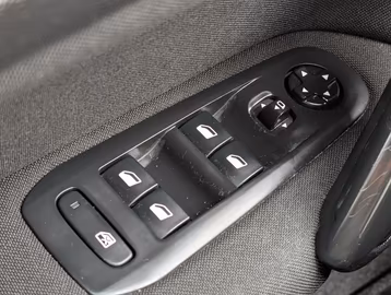 Peugeot 308 SW Active Pack NAVI. PDC. KLIMAAUT. TEMPOMAT Vorschaubild 21