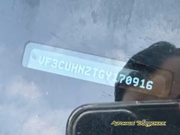 Peugeot 2008 Allure*Automatik*NAVI*PDC*KAMERA*Tempomat Vorschaubild 7