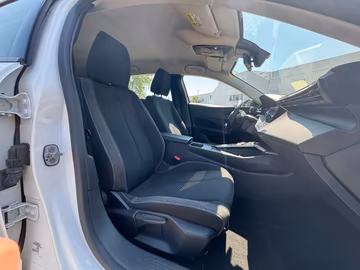 Peugeot 308 SW Active Pack NAVI. AUT. LED. APP-PLAY Vorschaubild 10