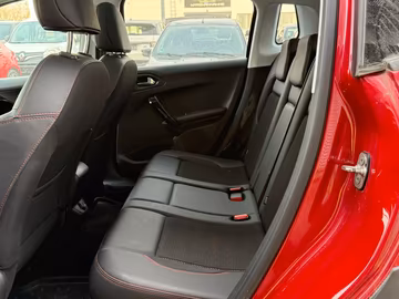 Peugeot 2008 GT Line PANO. AHK. NAVI. Kamera Vorschaubild 10