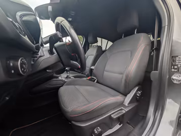 Ford Focus ST-Line *NAVI*LED*KEYLESS*WINTER* Vorschaubild 9