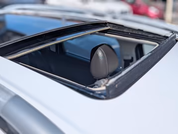 Ford Kuga Individual Automatik BiXenon Panorama Leder Vorschaubild 16