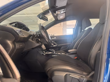 Peugeot 308 GT Line AUTOMATIK. LED. NAVI. KAMERA Vorschaubild 5