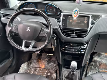 Peugeot 2008 Active PANO.NAVI.SHZ.BT Vorschaubild 8