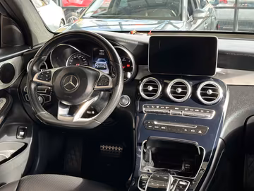 Mercedes-Benz GLC 250 d AMG Line*Airmatic*4MATIC*COMAND*LED* Vorschaubild 6