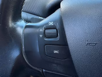 Peugeot 2008 Allure PureTech. NAVI. KAMERA. AUTOMATIK Vorschaubild 9