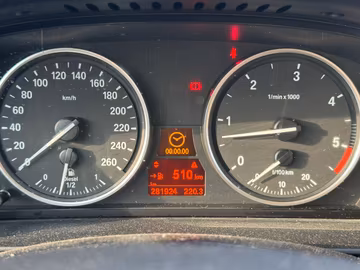 BMW 525xd xDrive 4x4. NAVI. XENON. SHZ. PDC Vorschaubild 14