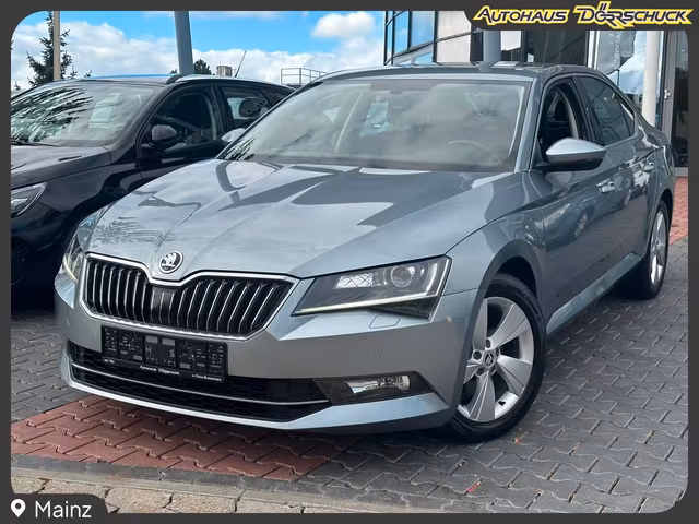 Skoda Superb Ambition *DSG*AHK schwenkbar*NAVI*XENON Baujahr 2017 (98.303 km, Benzin, 150 PS) - Gebrauchtwagen bei Autohaus Dörrschuck Mainz