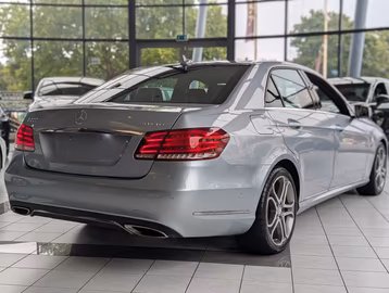 Mercedes-Benz E200 Avantgarde Leder LED PDC Navi ab 149€/Monat Vorschaubild 5